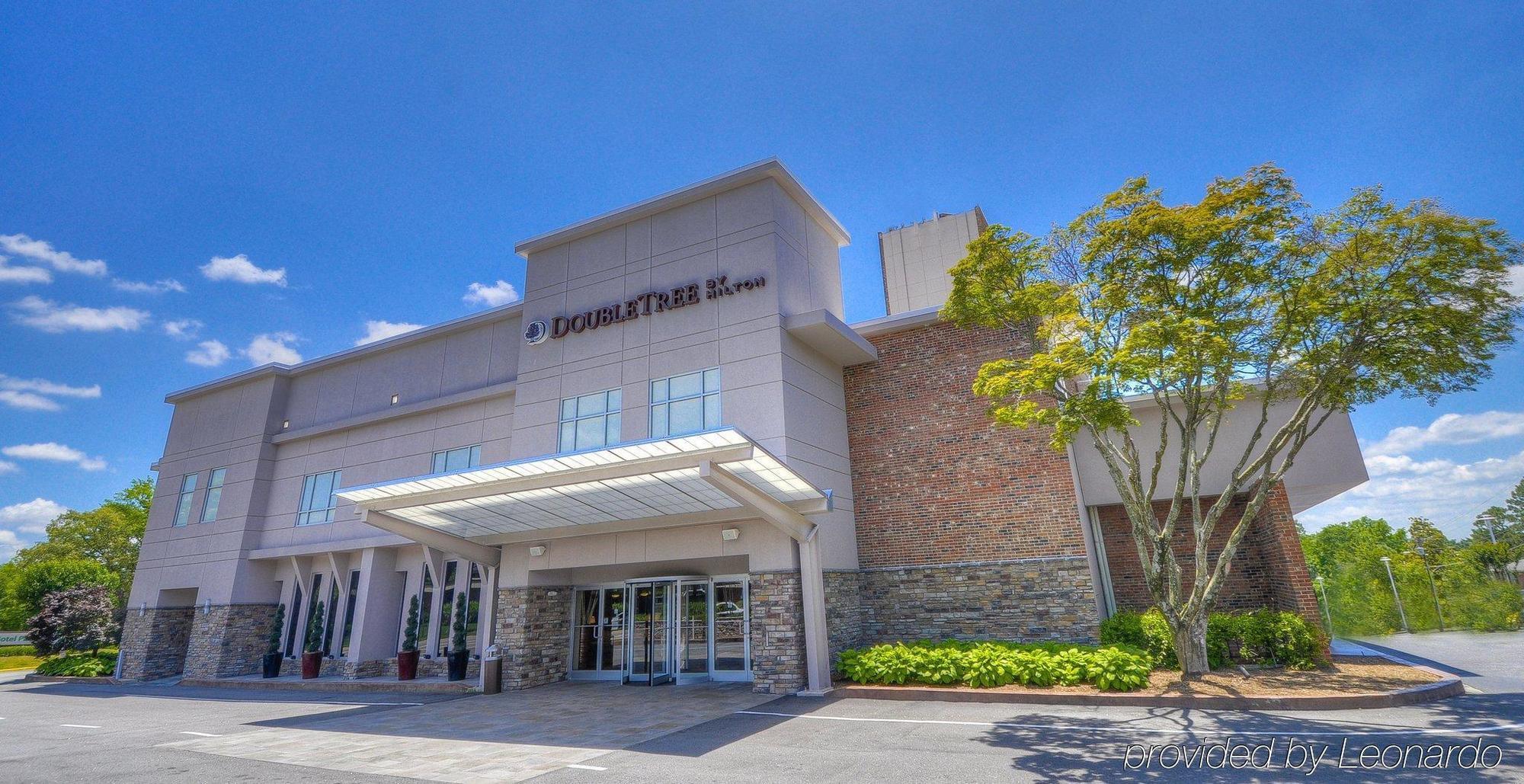 Doubletree By Hilton Hotel Raleigh - Brownstone - University Buitenkant foto