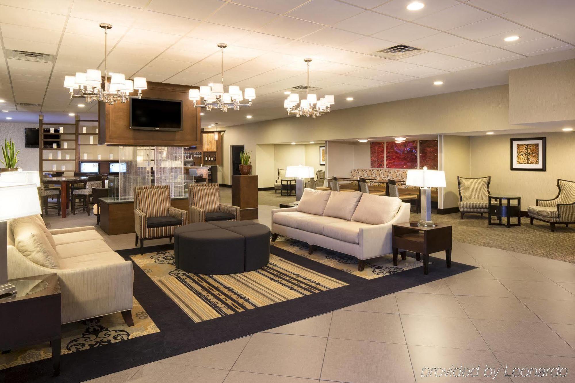 Doubletree By Hilton Hotel Raleigh - Brownstone - University Buitenkant foto