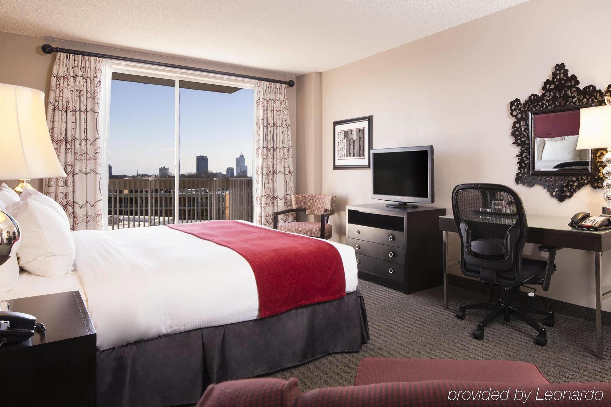 Doubletree By Hilton Hotel Raleigh - Brownstone - University Buitenkant foto