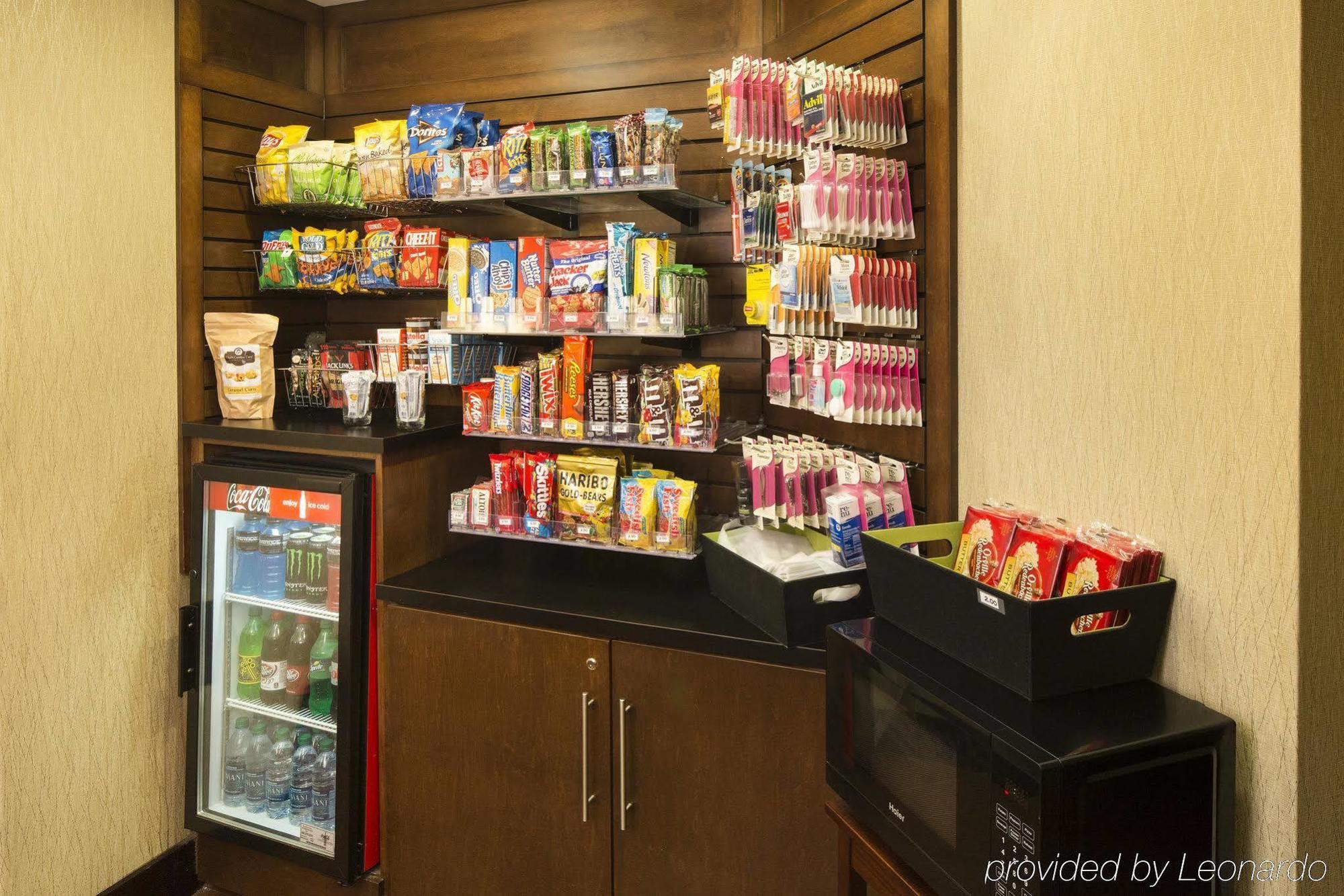 Doubletree By Hilton Hotel Raleigh - Brownstone - University Buitenkant foto
